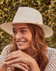 Shauna Fedora