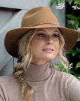 Helicon Fedora