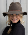 Helicon Fedora
