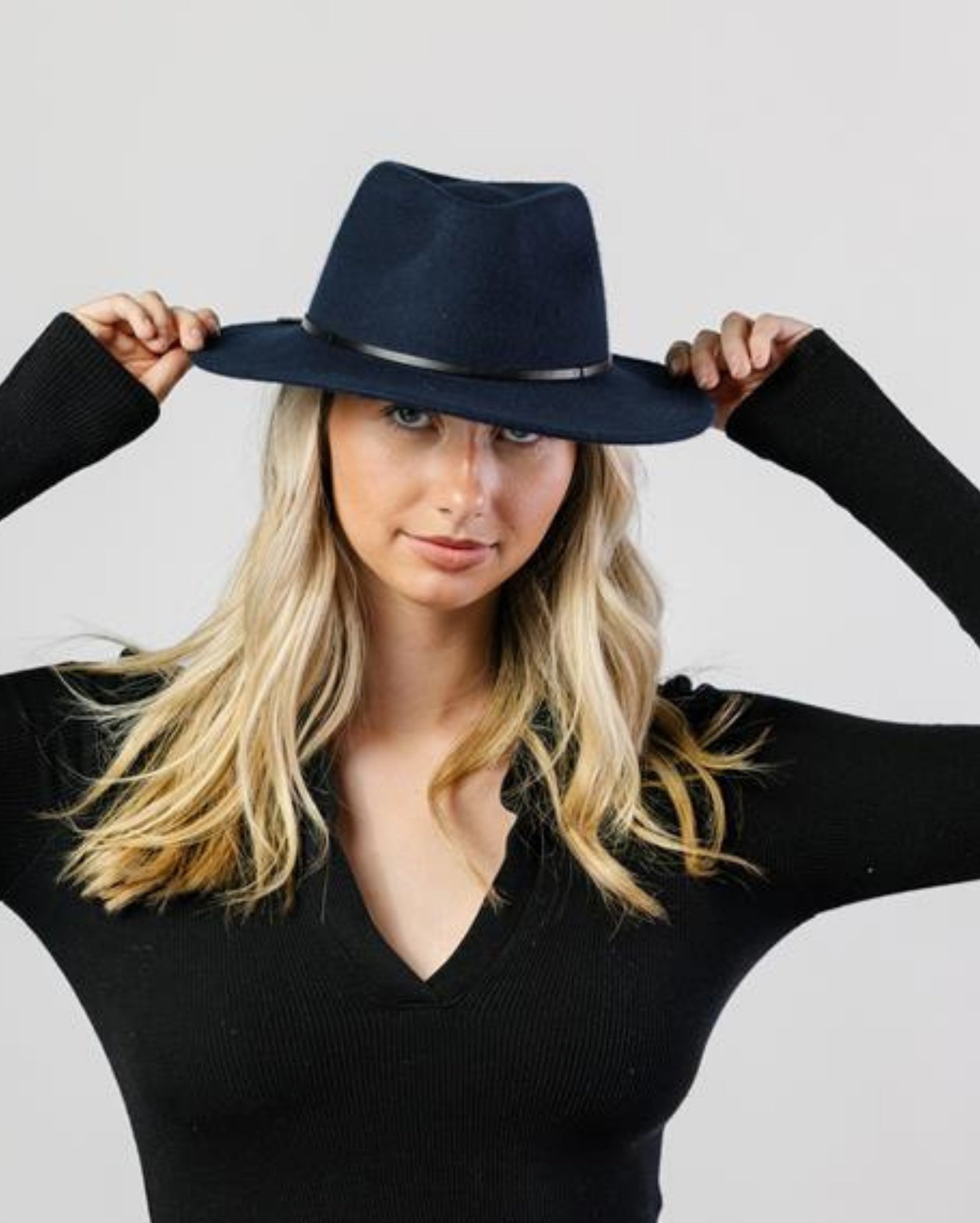 Leura Felt Fedora - Navy – Rigon Headwear