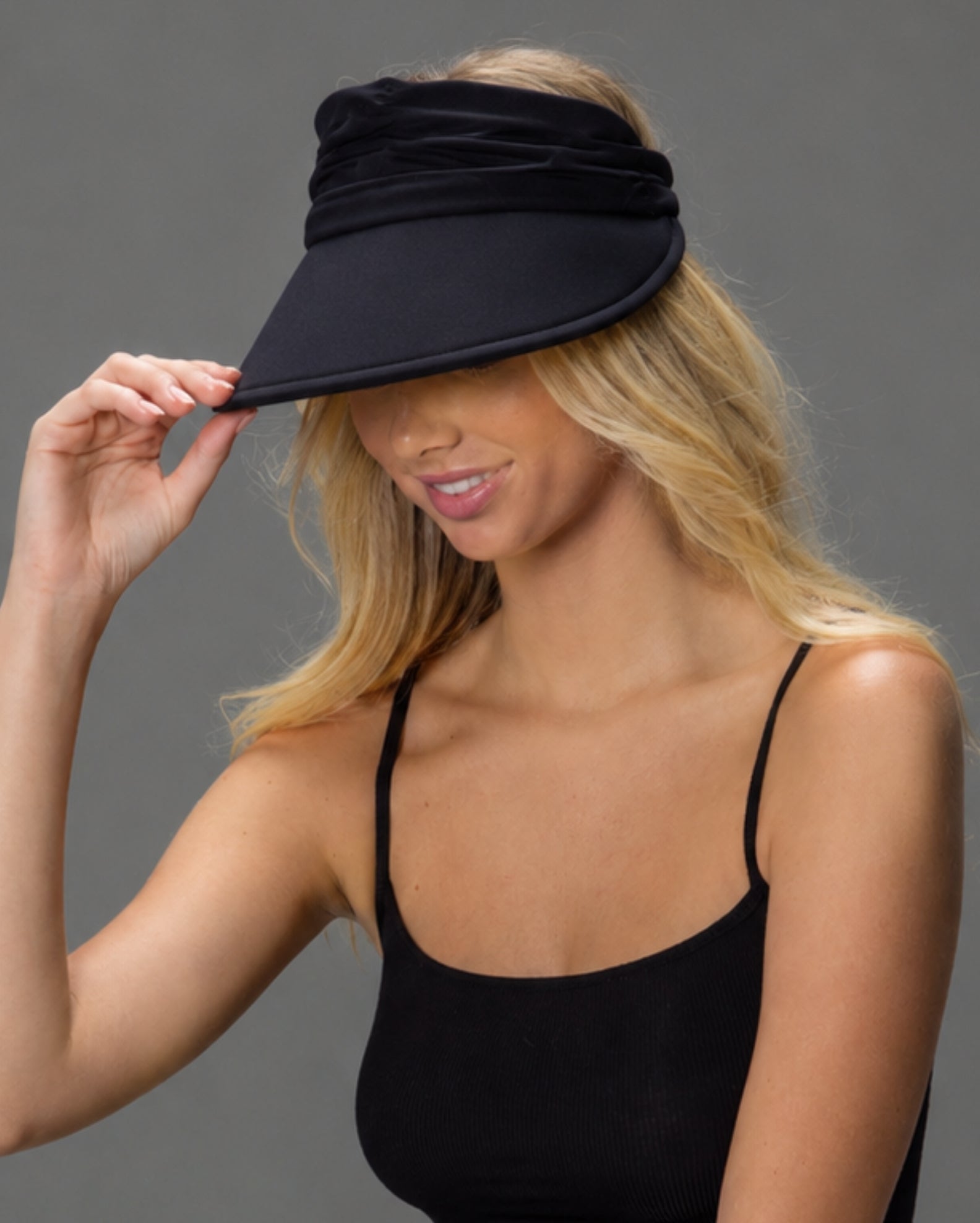 Calypso Adjustable Visor - Black