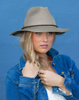 Willow Felt Fedora - Light Grey